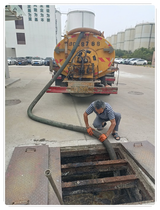 平川隔油池清掏