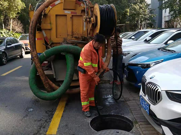平川排污管道清淤